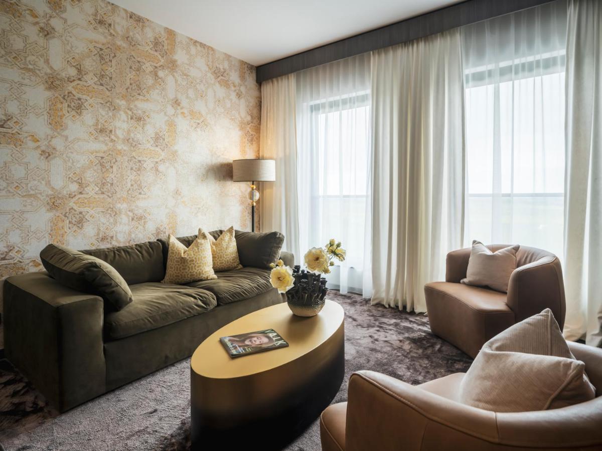 Van Der Valk Hotel Hoorn Bagian luar foto