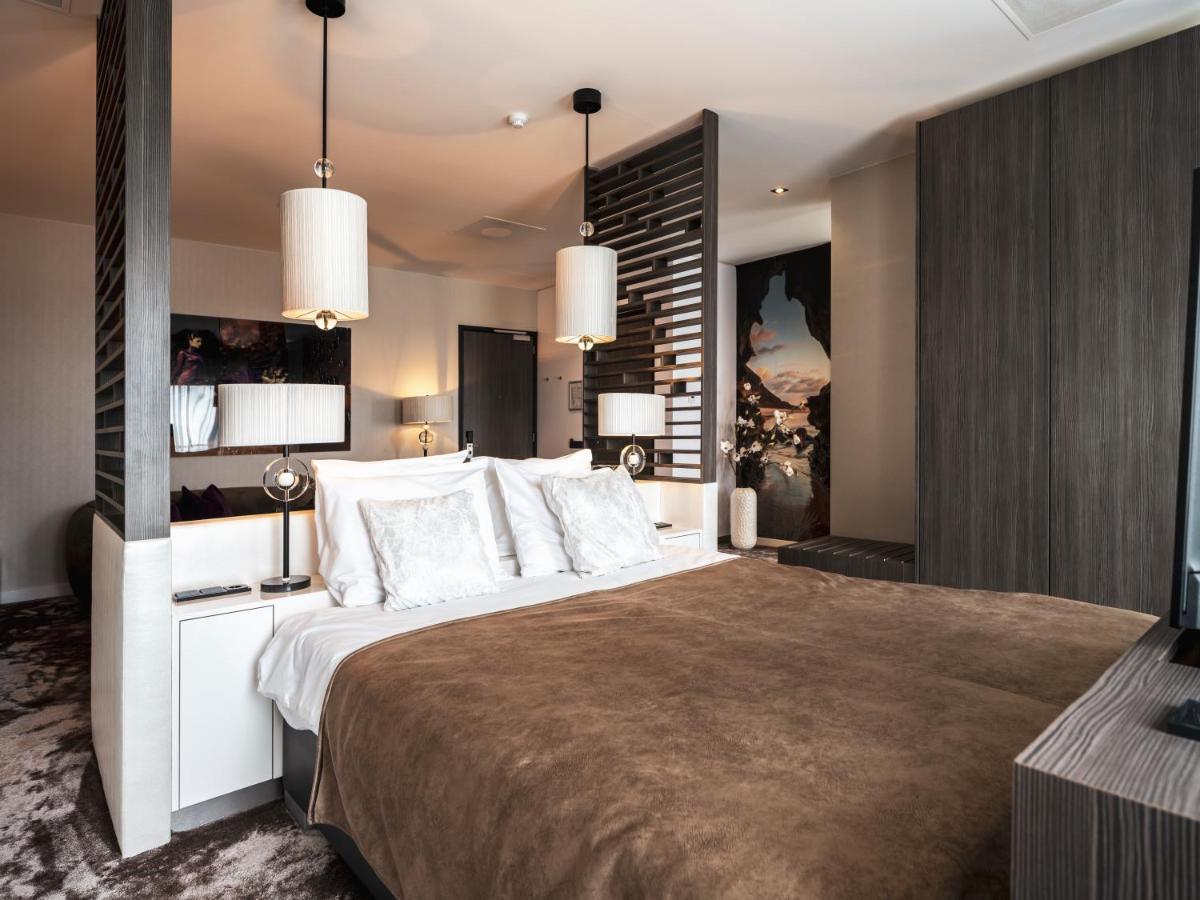 Van Der Valk Hotel Hoorn Bagian luar foto